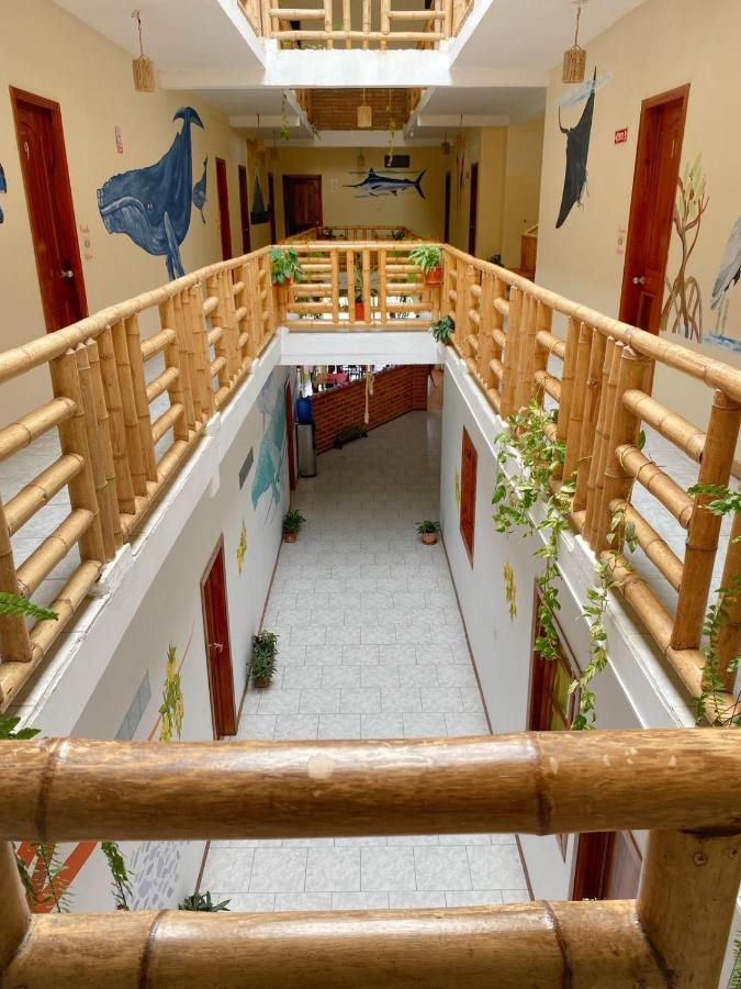 Whale House Hotel Puerto López Exterior foto